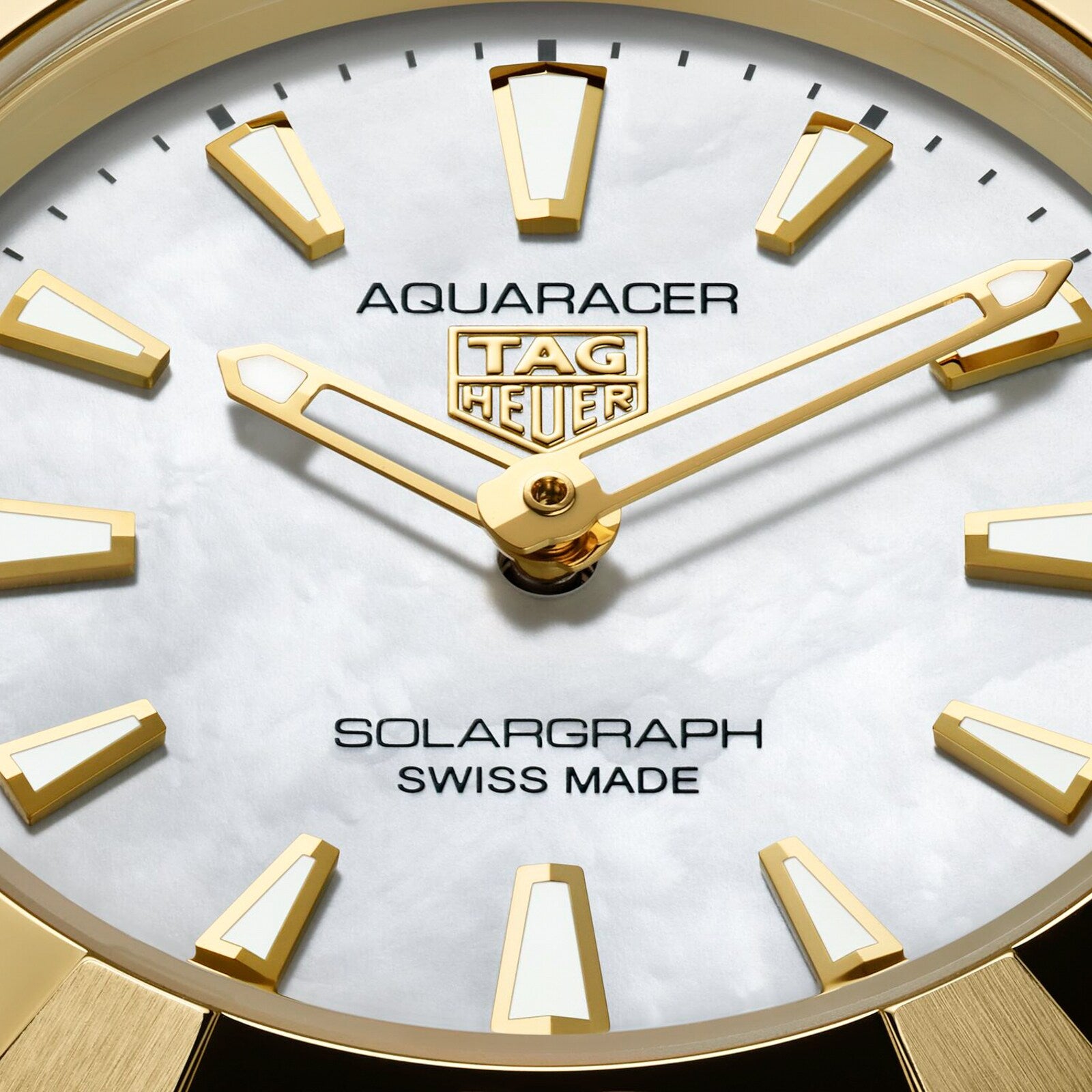 TAG HEUER AQUARACER PROFESSIONAL 100 SOLARGRAPH WBP1423.BB0006