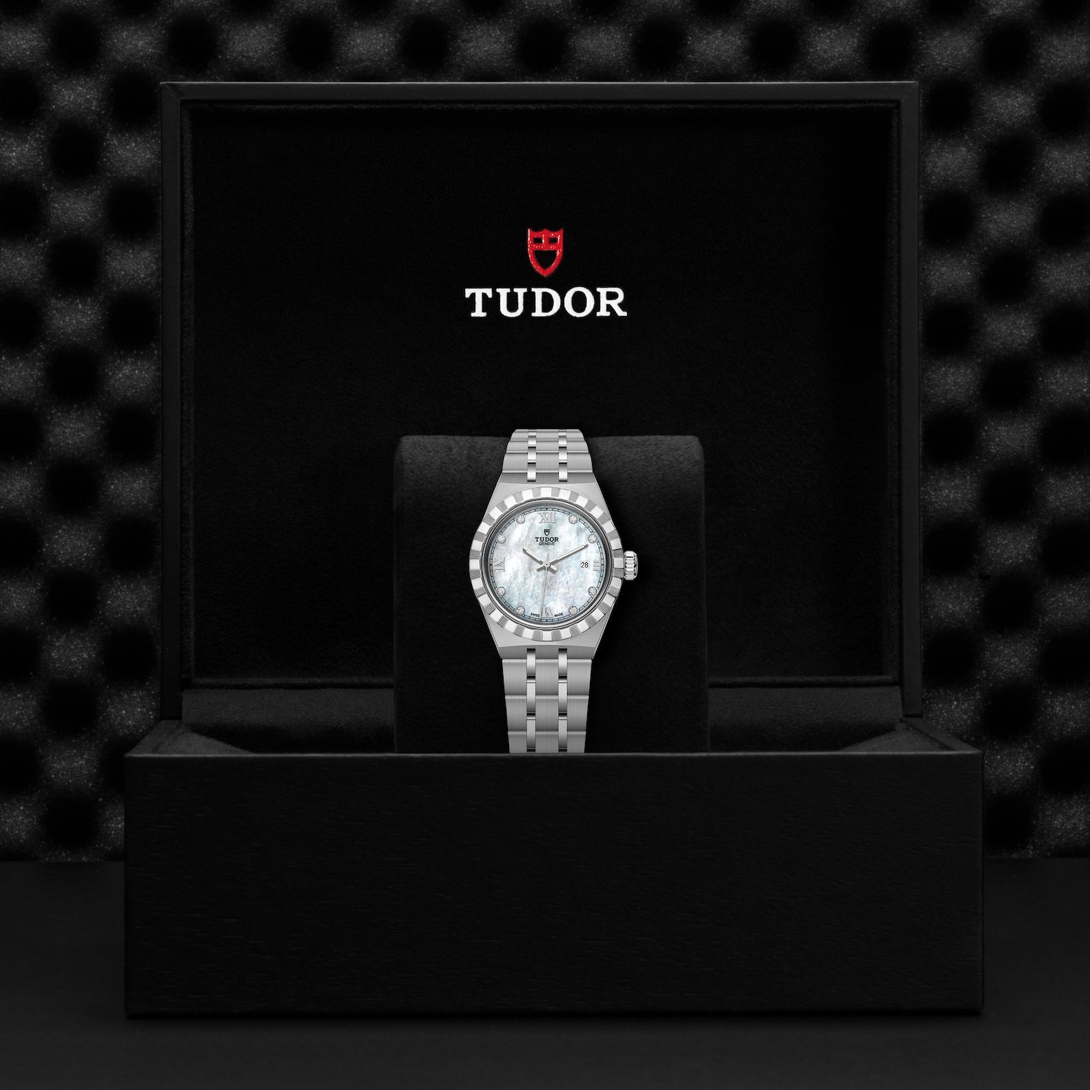 TUDOR Royal 28mm Watch M28300-0005