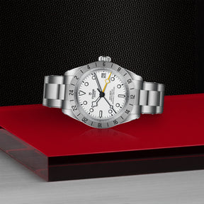 TUDOR Black Bay Pro 39mm Watch M79470-0004