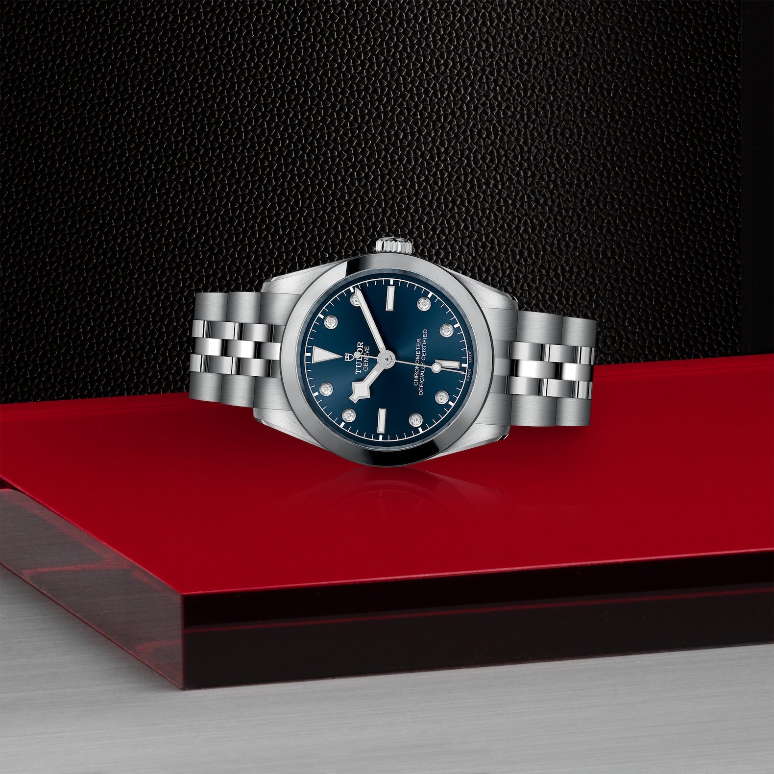 TUDOR Black Bay 31mm Watch M79600-0005